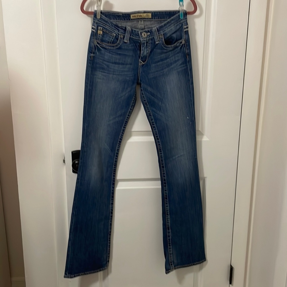 Buckle Big Star Hazel Curvy Fit. Size 28 Long.